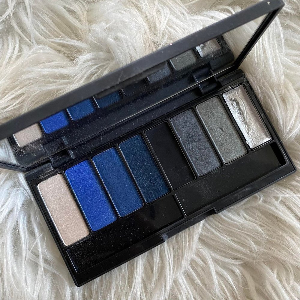 KVD True Romance Eyeshadow Palette - Metal Orchestra